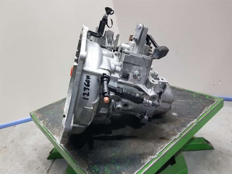 Recambio de caja cambios para opel karl edition referencia OEM IAM 25193045 631071664 5 VELOCIDADES