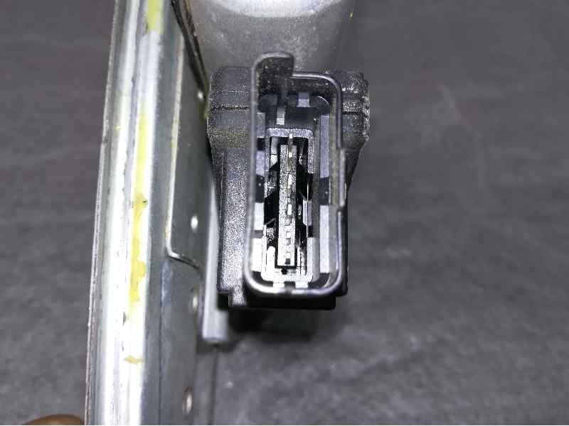 Recambio de elevalunas trasero derecho para renault megane ii berlina 5p 1.9 dci diesel referencia OEM IAM SIN REF. 6 PINS ELECT