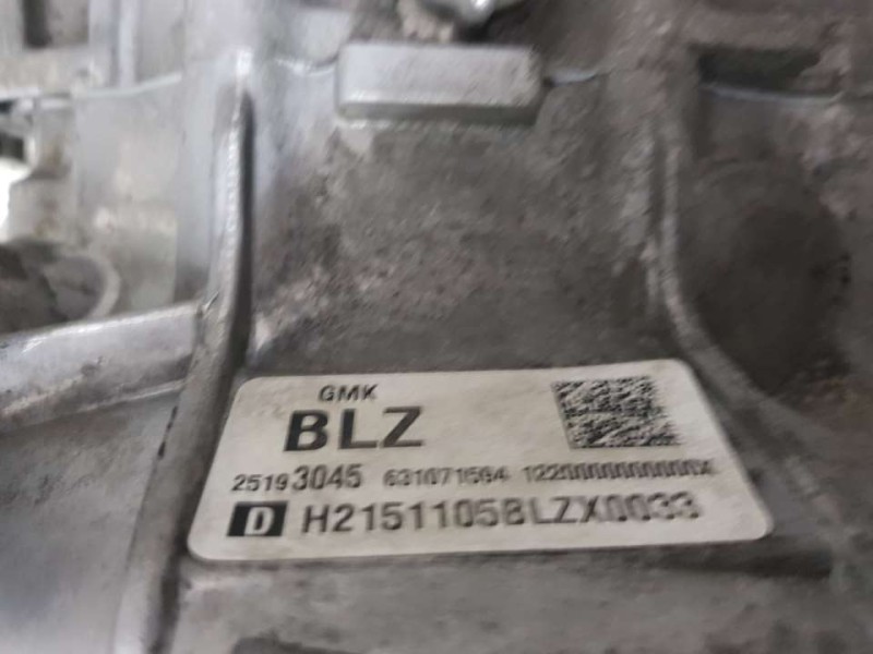 Recambio de caja cambios para opel karl edition referencia OEM IAM 25193045 631071664 5 VELOCIDADES