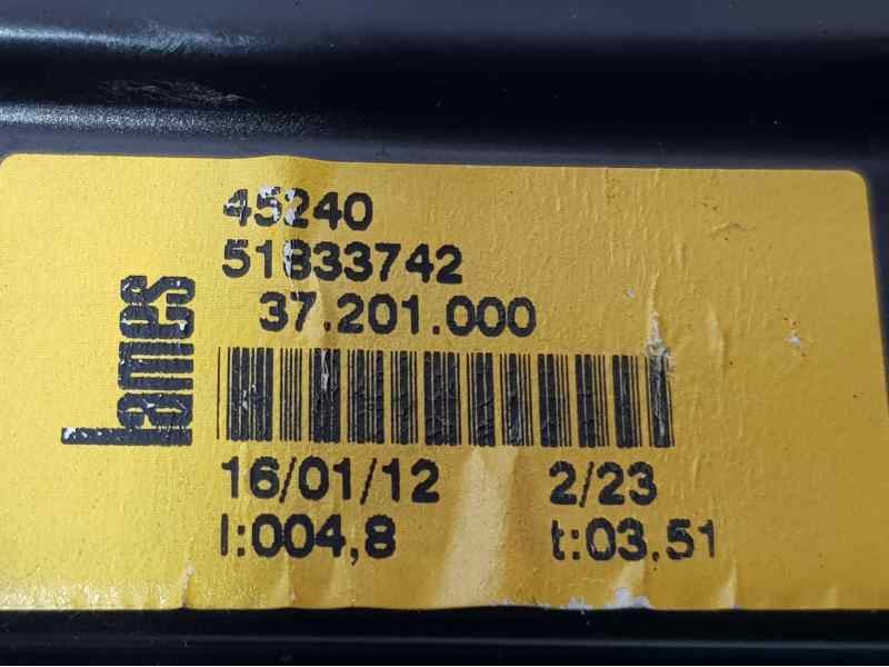 Recambio de elevalunas delantero derecho para lancia ypsilon (402) gold referencia OEM IAM 51833742 2 PINS ELECTRICO