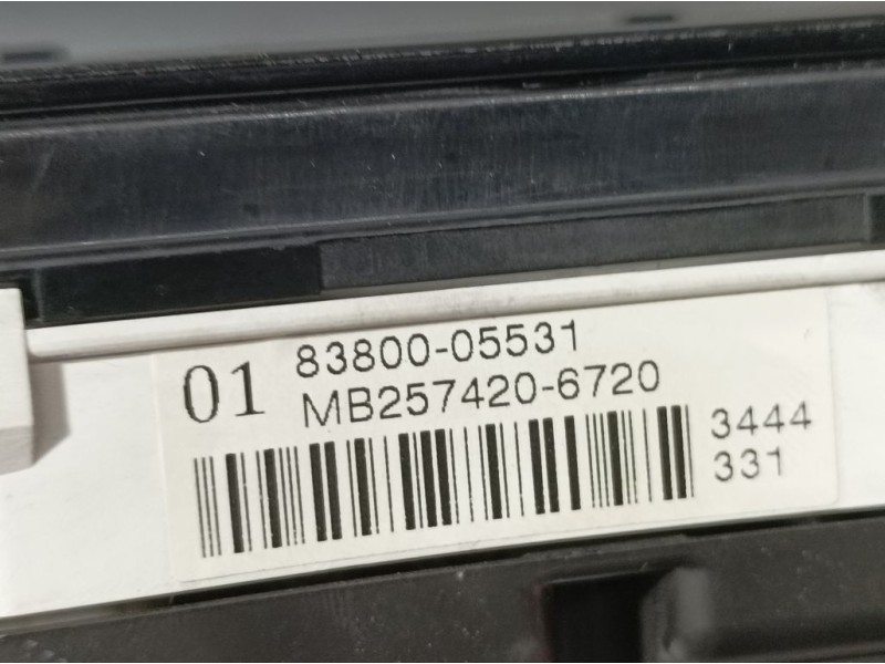Recambio de cuadro instrumentos para toyota avensis berlina (t25) 1.8 sol sedán (4-ptas.) referencia OEM IAM 8380005531 MB257420