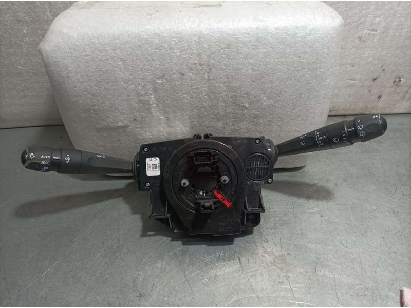 Recambio de mando luces y limpia para peugeot 308 gt referencia OEM IAM 98313019ZD02 E198234 VALEO