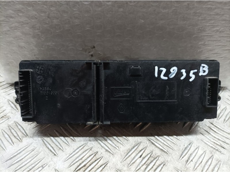 Recambio de mando climatizador para renault megane iii berlina 5 p dynamique referencia OEM IAM   VALEO SIN REFERENCIA
