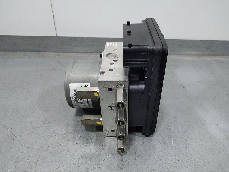 Recambio de abs para ssangyong rodius 4wd power referencia OEM IAM 4894021800 bh6013r700 