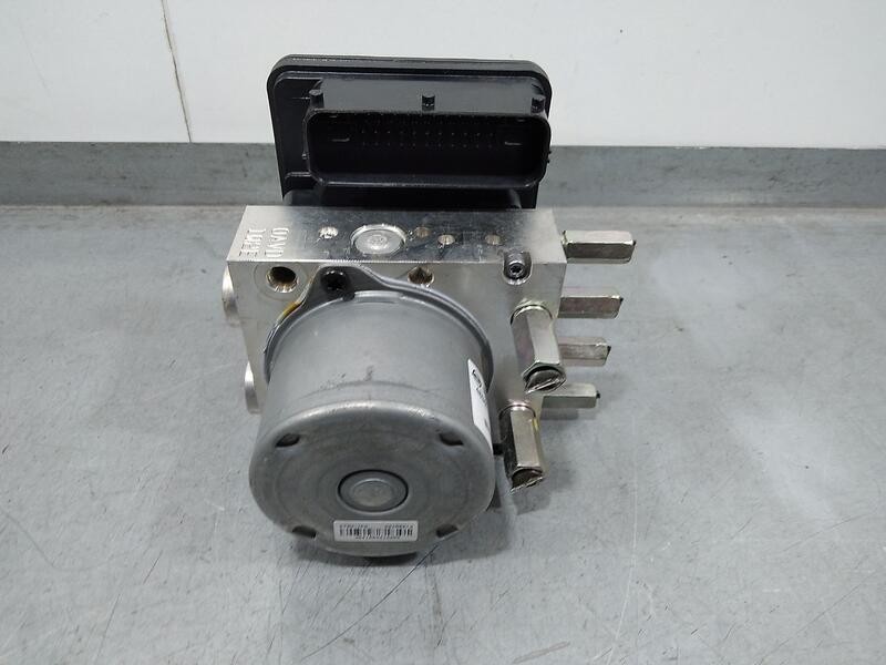 Recambio de abs para ssangyong rodius 4wd power referencia OEM IAM 4894021800 bh6013r700 