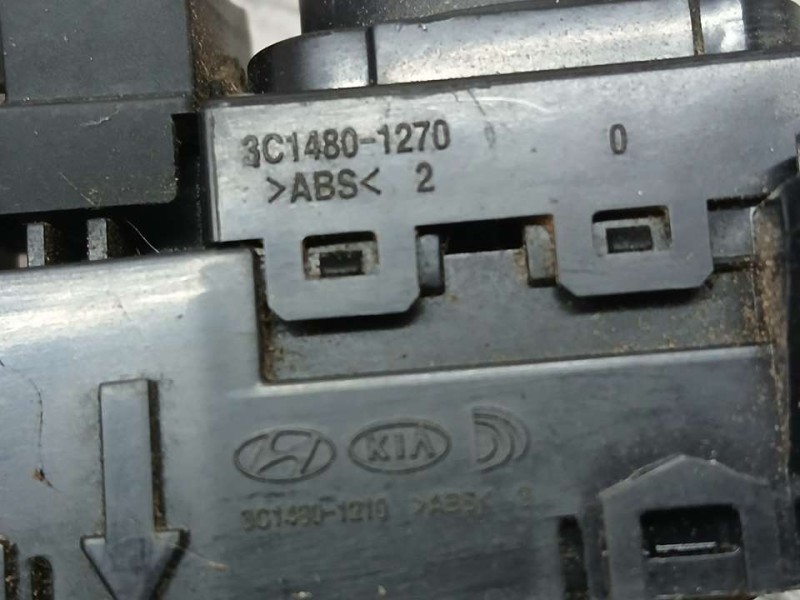 Recambio de mando retrovisor para hyundai tucson essence 2wd referencia OEM IAM 93573D3000 3C14801270 