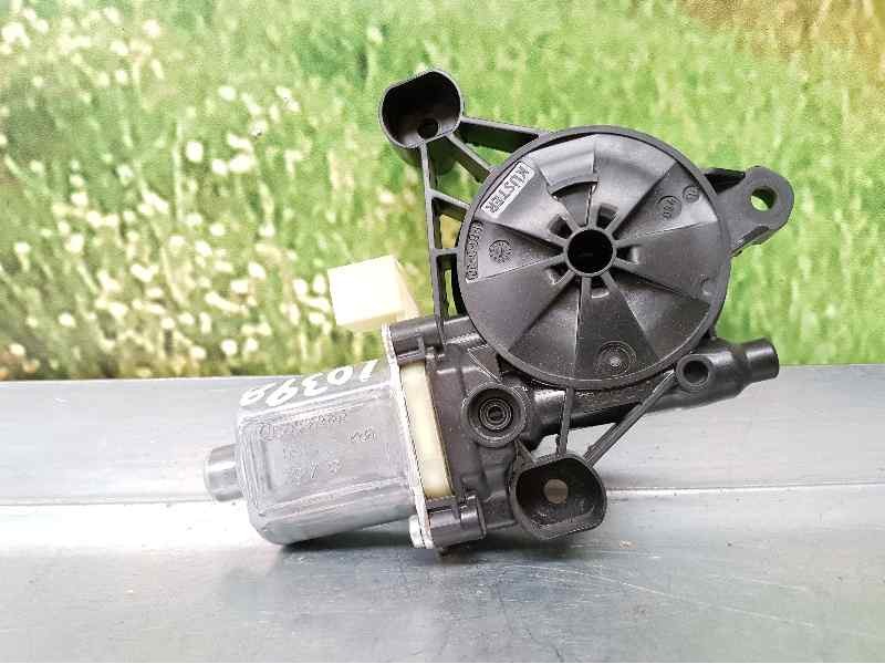 Recambio de motor elevalunas trasero derecho para audi a3 sportback (8va) ambiente referencia OEM IAM 5Q0959802 2 PINS 