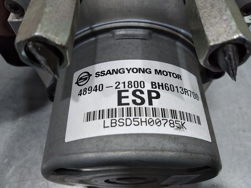 Recambio de abs para ssangyong rodius 4wd power referencia OEM IAM 4894021800 bh6013r700 