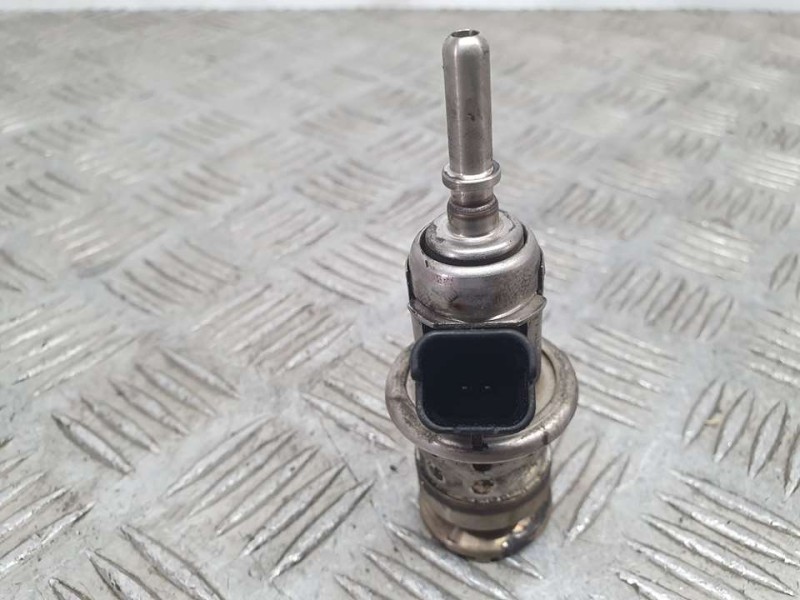 Recambio de inyector adblue para peugeot 2008 (p1) allure referencia OEM IAM 9813930180 L256B07944 