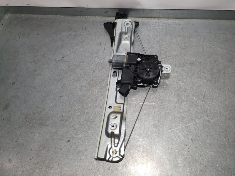 Recambio de elevalunas trasero izquierdo para opel insignia berlina excellence referencia OEM IAM 2095450LH 964839111 BROSE ÉLEC