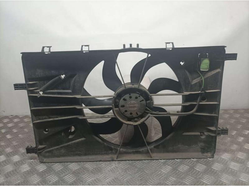 Recambio de electroventilador para opel astra j lim. excellence referencia OEM IAM 13352273  DELPHI
