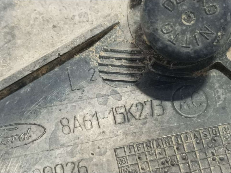 Recambio de piloto trasero izquierdo paragolpes para ford c-max titanium referencia OEM IAM 8A6115K273  