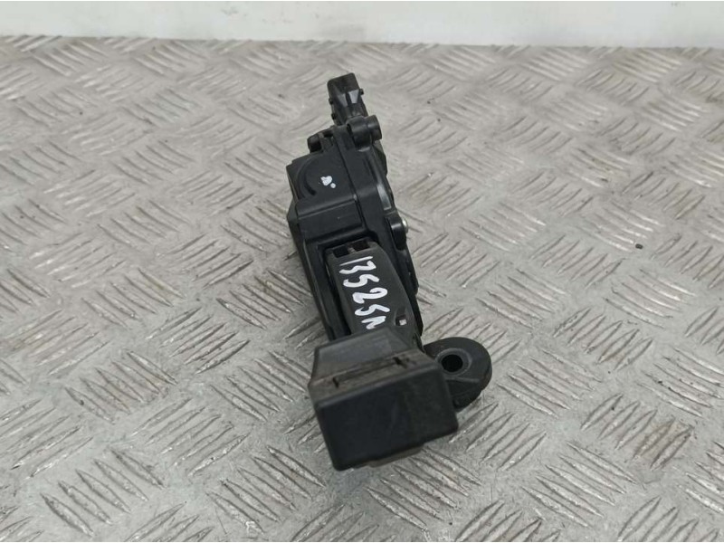 Recambio de potenciometro pedal para hyundai i30 (gd) classic referencia OEM IAM 327003XXXX  