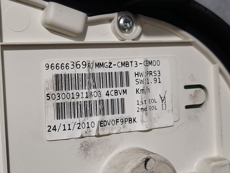 Recambio de cuadro instrumentos para peugeot 206+ básico referencia OEM IAM 9666636980  