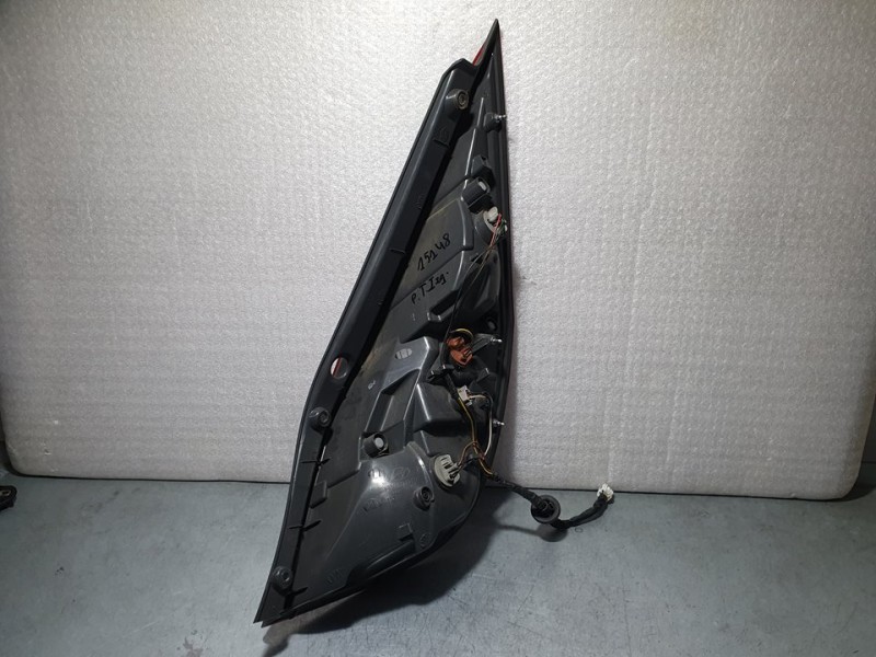 Recambio de piloto trasero izquierdo para hyundai i30 classic referencia OEM IAM 924012R0  