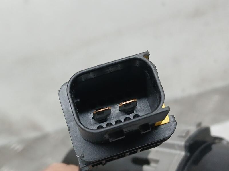 Recambio de depresor freno / bomba vacio para mercedes-benz clase c (w206) c 300 de (206.208) referencia OEM IAM A0004303100 ELE