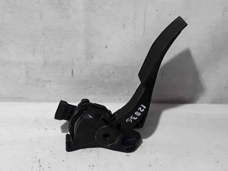 Recambio de potenciometro pedal para opel insignia berlina selective referencia OEM IAM 13237352  