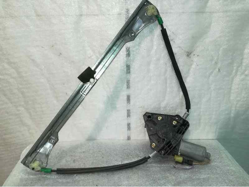 Recambio de elevalunas delantero izquierdo para renault clio ii fase i (b/cbo) 1.2 referencia OEM IAM 0130821690 2 PINS ELECTRIC