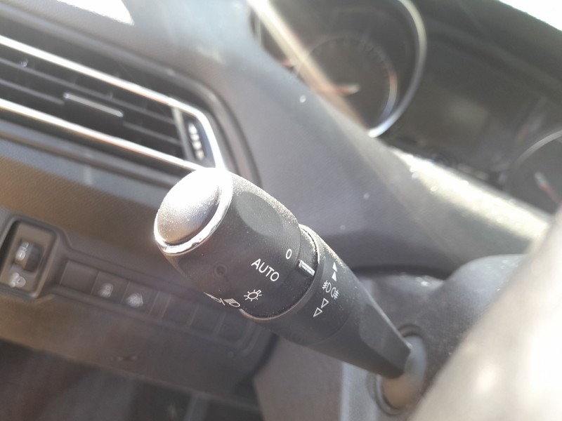 Recambio de mando luces y limpia para peugeot 308 ii (lb_, lp_, lw_, lh_, l3_) 1.6 hdi 100 referencia OEM IAM   