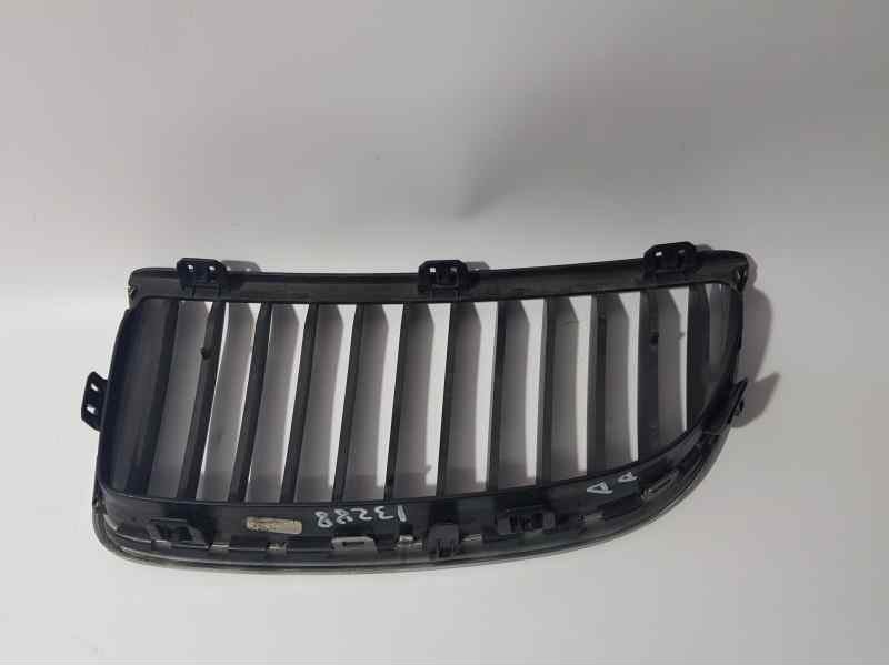 Recambio de rejilla delantera para bmw serie 3 berlina (e90) 325i referencia OEM IAM 7120010  DERECHA ROZADA