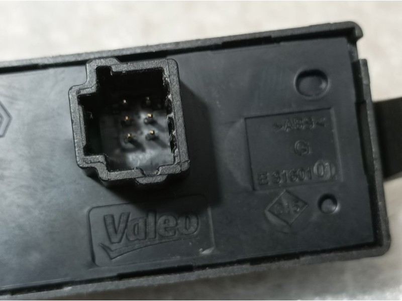 Recambio de warning para renault kangoo profesional referencia OEM IAM   VALEO