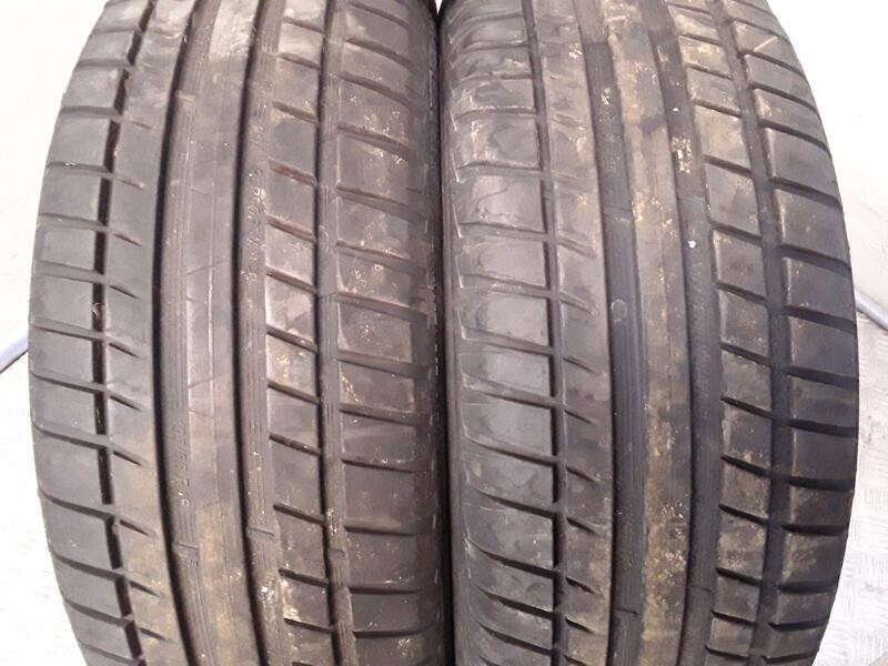 Recambio de neumatico pareja para neumaticos reutilizados - referencia OEM IAM 195551687V KORMORAN 195/55/16/87V