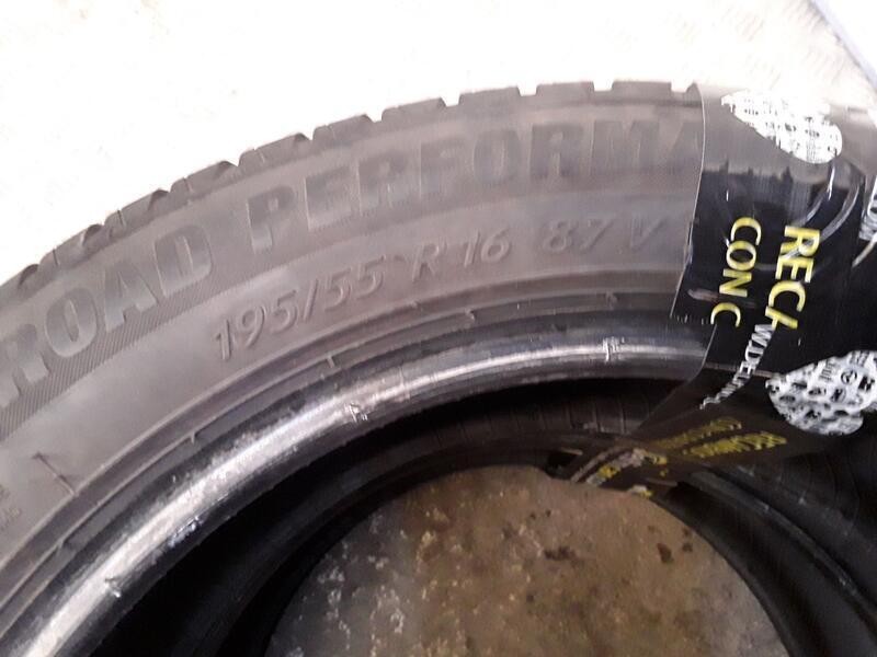 Recambio de neumatico pareja para neumaticos reutilizados - referencia OEM IAM 195551687V KORMORAN 195/55/16/87V