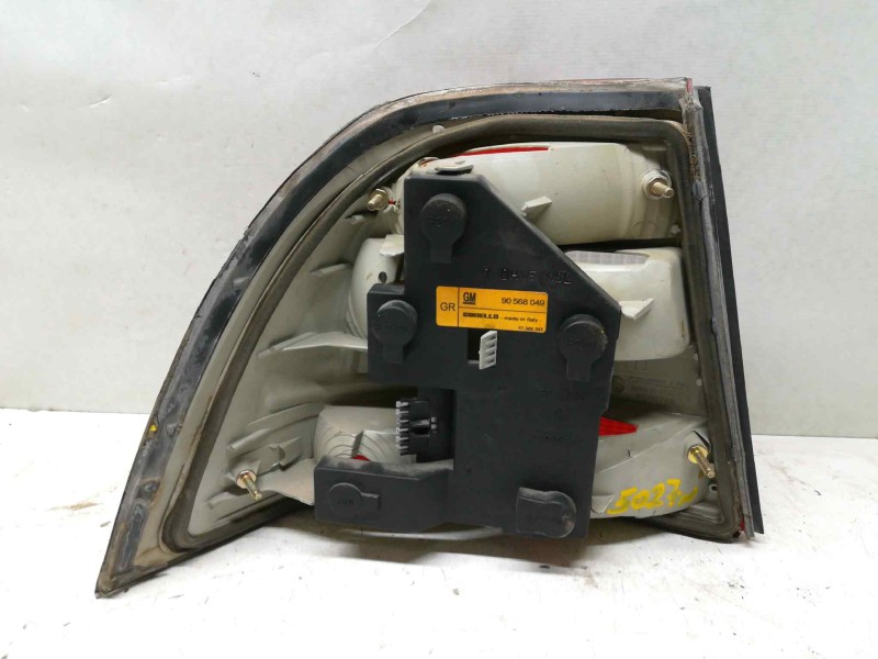 Recambio de piloto trasero derecho para opel vectra b berlina 1.6 referencia OEM IAM   