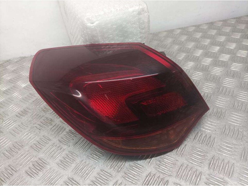 Recambio de piloto trasero izquierdo para opel astra j lim. excellence referencia OEM IAM 13319949  EXTERIOR