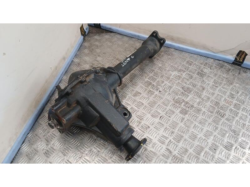 Recambio de diferencial delantero para ssangyong rodius 4wd power referencia OEM IAM A306S AFJA6022302OB Reparado