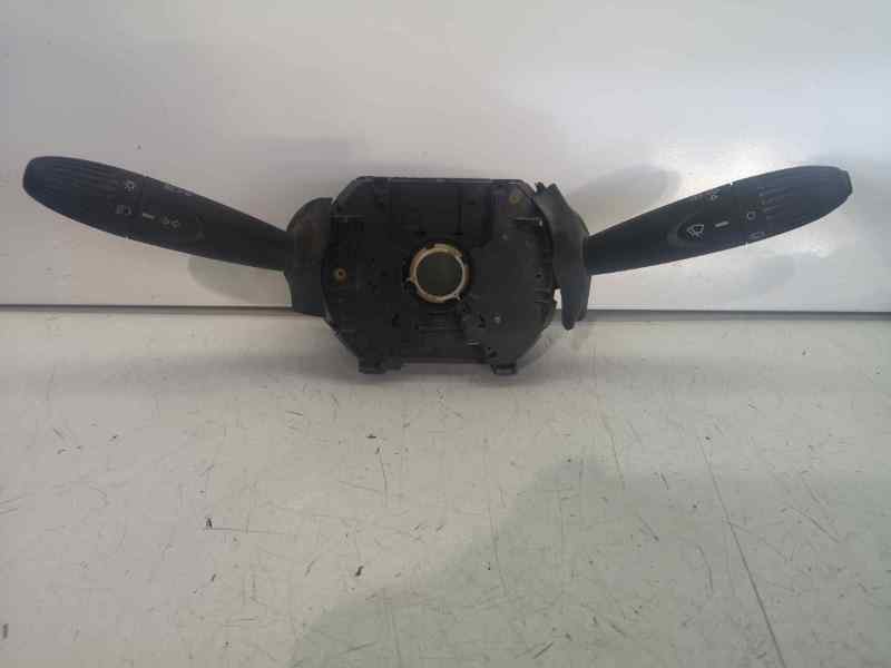 Recambio de mando luces y limpia para fiat punto berlina (188) 1.3 jtd 70 multijet active referencia OEM IAM 735337940  