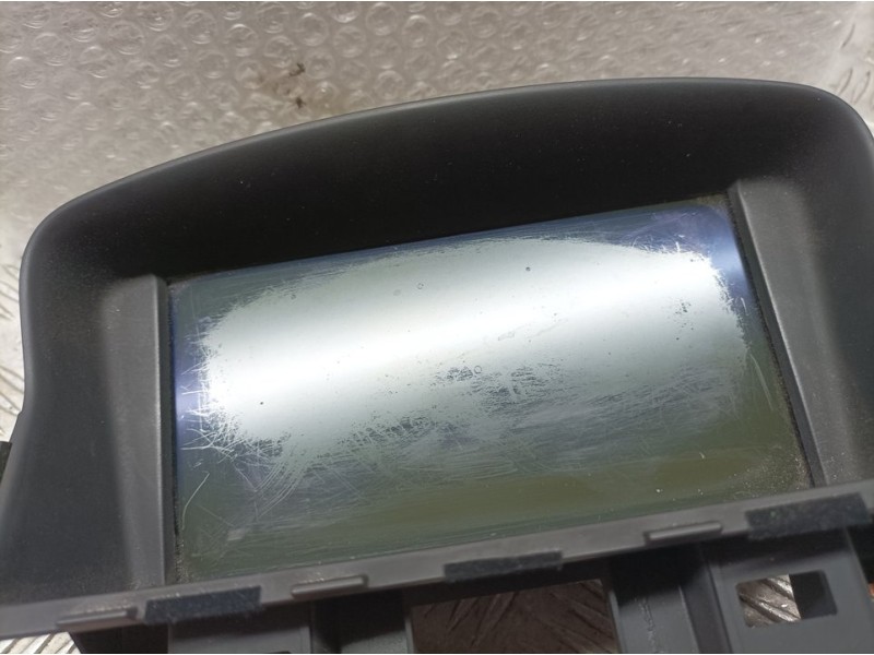 Recambio de sistema navegacion gps para chevrolet cruze lt referencia OEM IAM 652508805 20935346 GM PANTALLA NEGRECIDA VER FOTOS