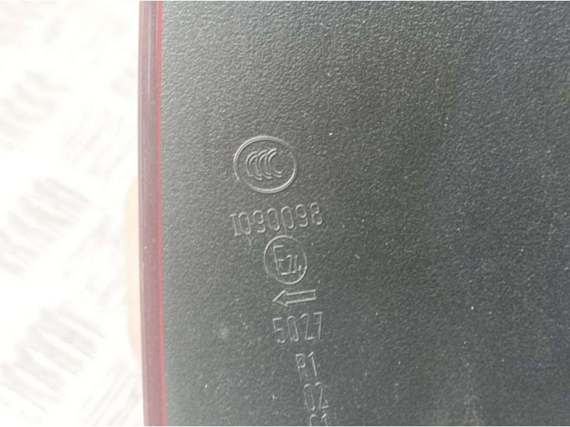 Recambio de piloto trasero izquierdo para opel astra j lim. excellence referencia OEM IAM 13319949  EXTERIOR