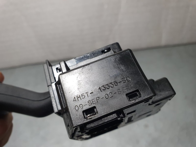 Recambio de mando intermitentes para ford focus lim. (cb4) trend referencia OEM IAM 4M5T13335BD  