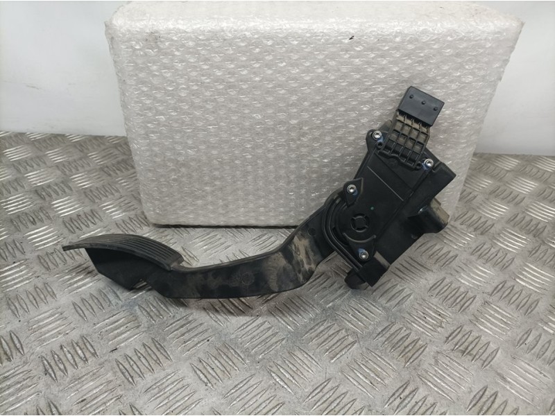 Recambio de potenciometro pedal para fiat doblo pop referencia OEM IAM 51831864 0280755157 BOSCH