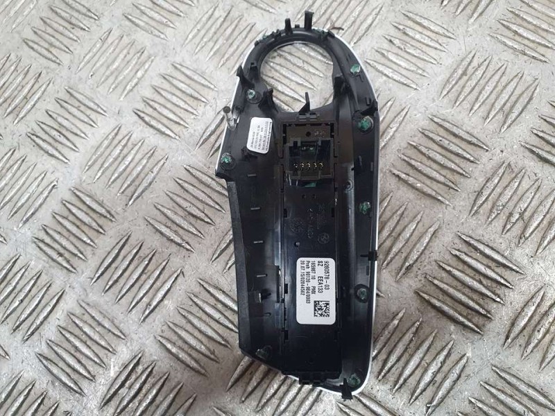 Recambio de mando multifuncion para bmw i8 (i12) i8 pure impulse referencia OEM IAM 928057803 16598710 