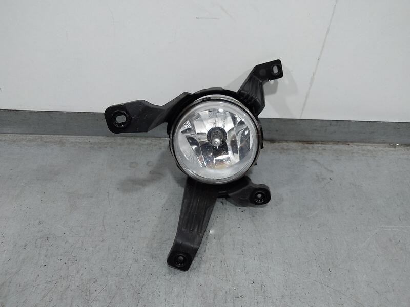 Recambio de faro antiniebla izquierdo para ssangyong rodius 4wd power referencia OEM IAM 8320121500  