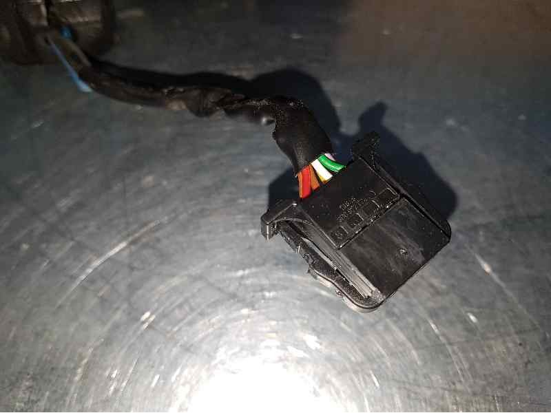 Recambio de retrovisor derecho para seat altea xl (5p5) family referencia OEM IAM  7 CABLES ELECTRICO