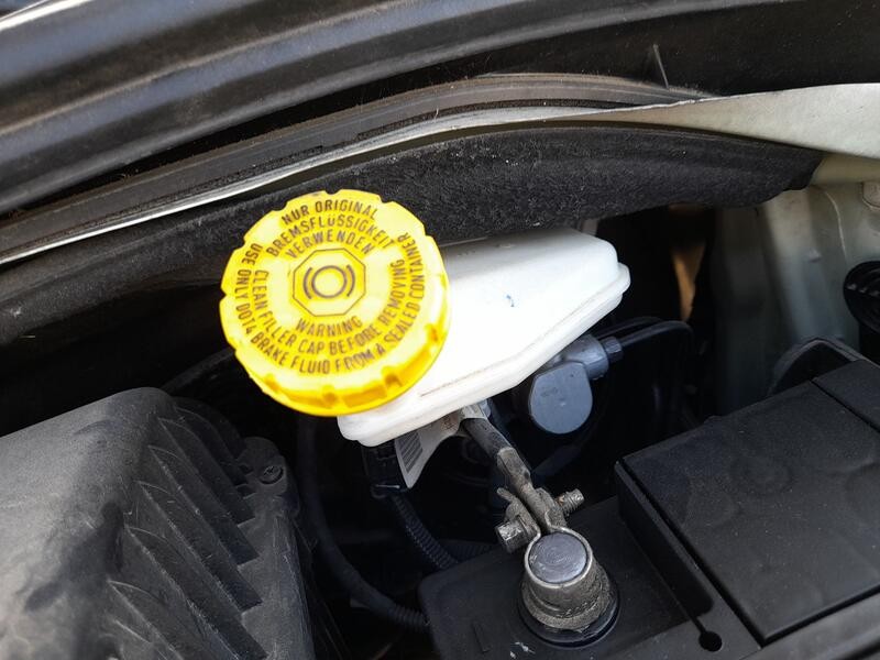 Recambio de bomba freno para citroën c4 cactus 1.2 vti 82 referencia OEM IAM 4601R7  