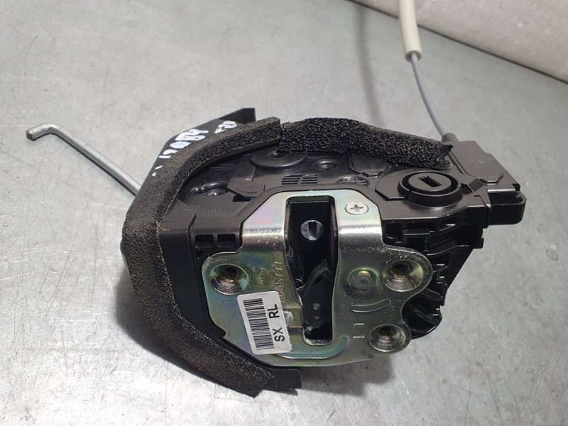 Recambio de cerradura puerta trasera izquierda para kia stonic (ybcuv) tech referencia OEM IAM 81410H8010JH3  4 PINES