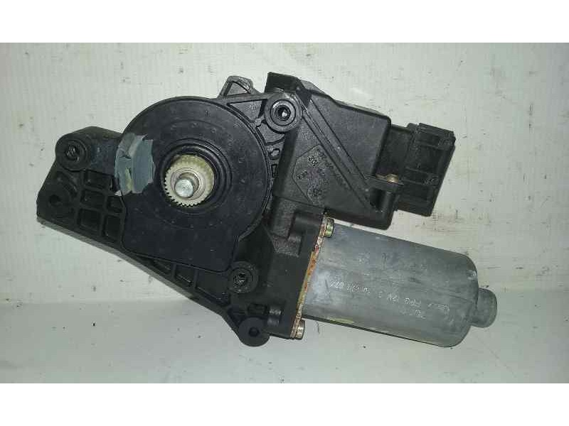 Recambio de motor elevalunas trasero izquierdo para peugeot 406 berlina (s1/s2) referencia OEM IAM  9 PINS 