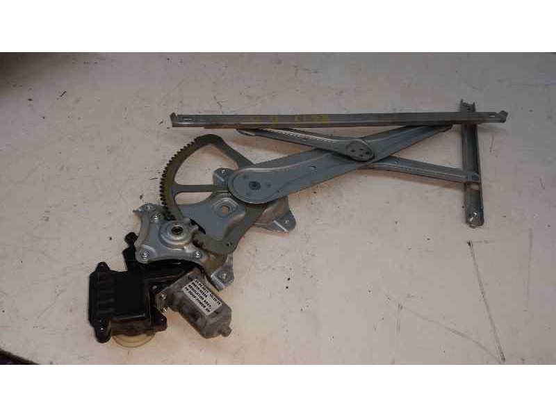 Recambio de elevalunas delantero derecho para toyota verso active referencia OEM IAM  10 PINS ELECTRICO