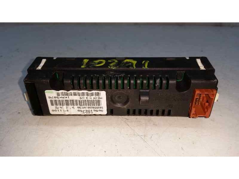 Recambio de pantalla multifuncion para peugeot 207 x-line referencia OEM IAM 50355029010900 9656102380 