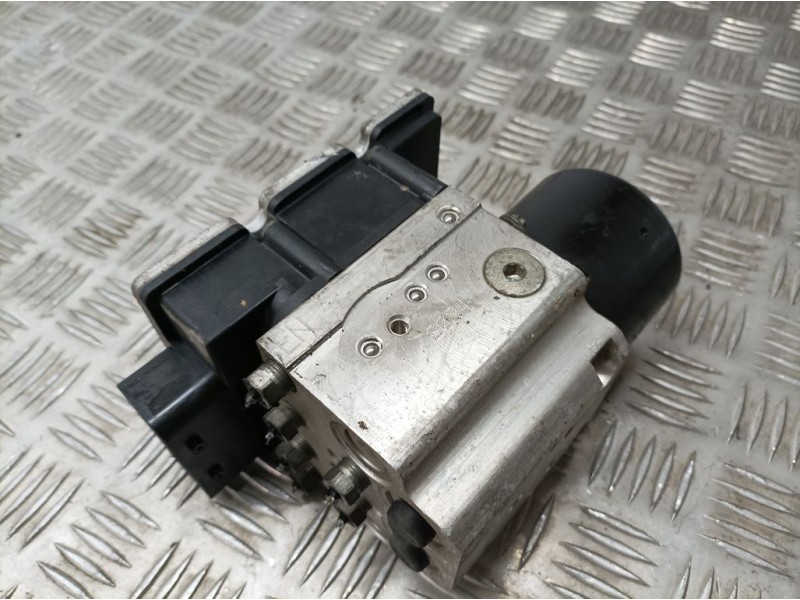 Recambio de abs para opel vectra c berlina comfort referencia OEM IAM 13664001 54084712A TRW