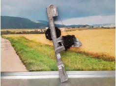 Recambio de elevalunas delantero derecho para dacia sandero stepway referencia OEM IAM 807209299R 2 PINS ELECTRICO