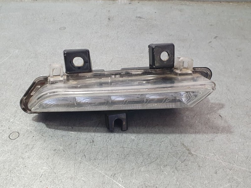 Recambio de piloto delantero derecho para renault captur expression referencia OEM IAM 266059367R 89208551 VALEO LUZ DIA