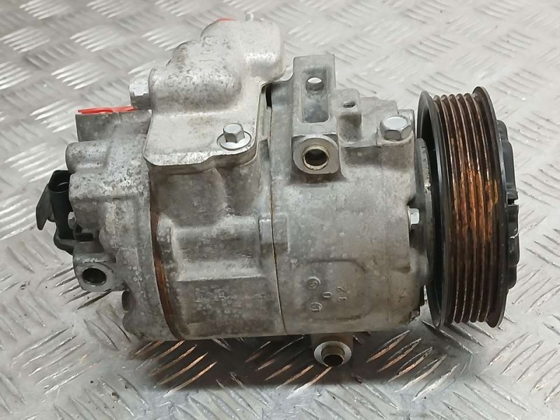 Recambio de compresor aire acondicionado para seat ibiza (6l1) stella referencia OEM IAM 6Q0820803D 4472208127 DENSO