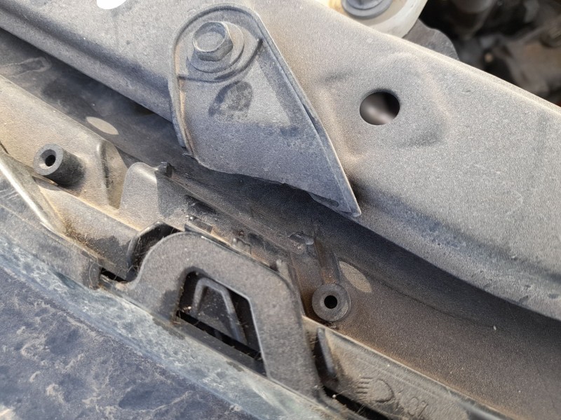 Recambio de faro derecho para lexus nx (_z1_) 300h (ayz10_) referencia OEM IAM 8114578080 XENON / SOPORTE ROTO 