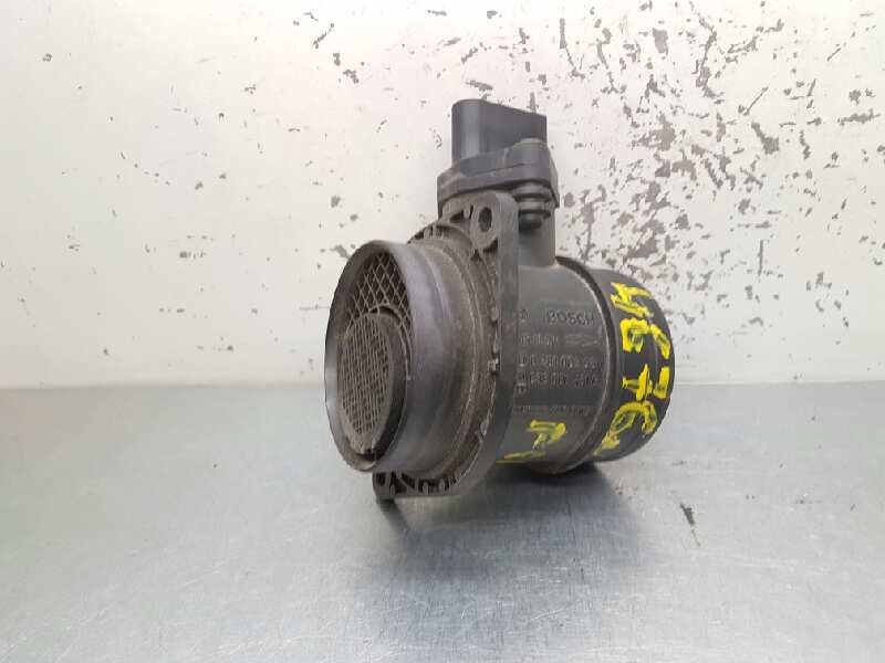 Recambio de caudalimetro para volkswagen polo (9n3) 1.4 tdi referencia OEM IAM 038906461B 0281002531 BOSCH