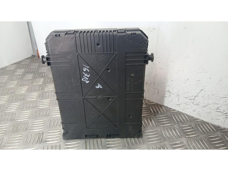 Recambio de caja reles / fusibles para peugeot 2008 i (cu_) 1.2 thp 110 / puretech 110 referencia OEM IAM 9819850080 11144809 20